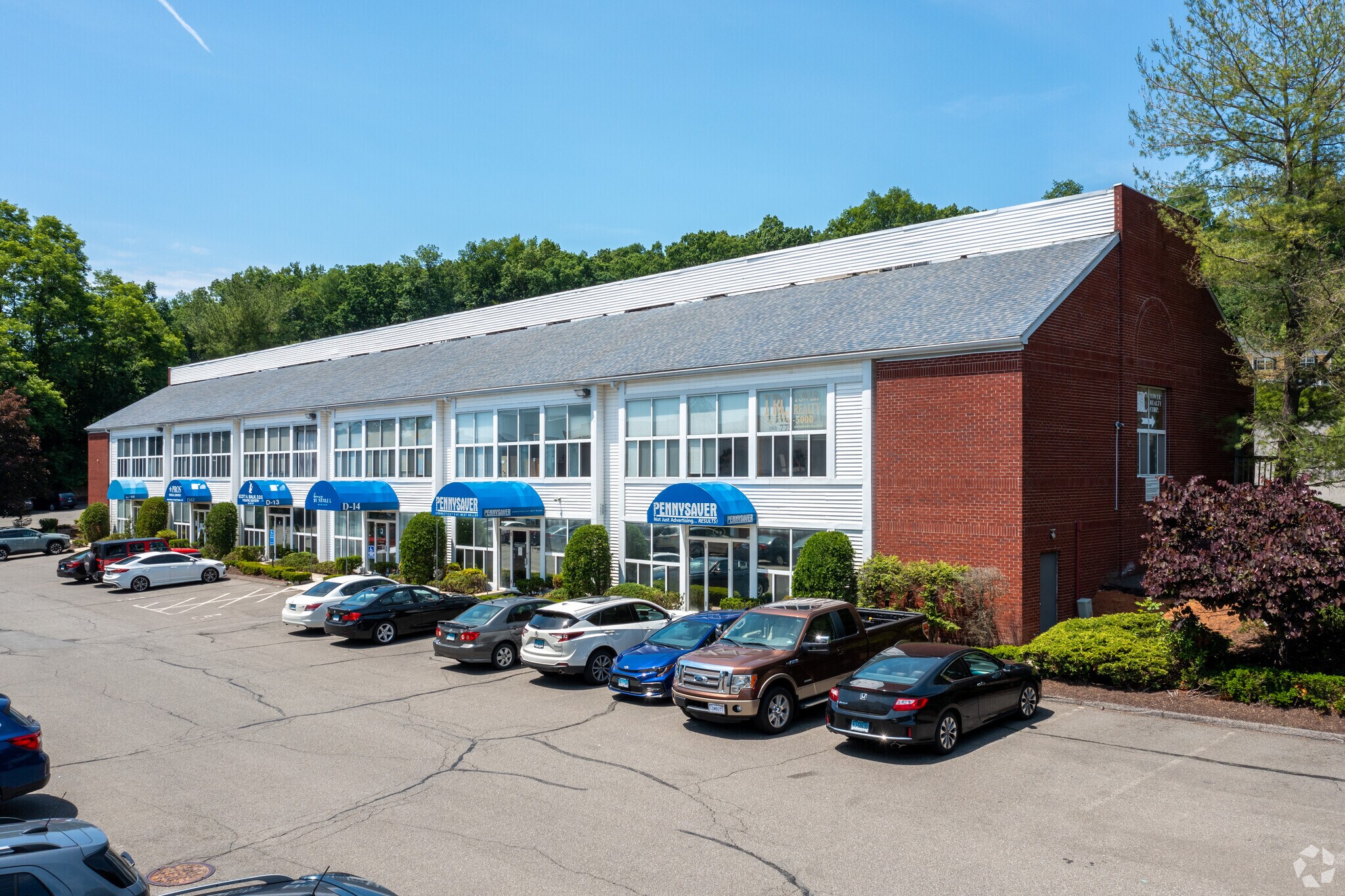 246 Federal Rd, Brookfield, CT for Sale