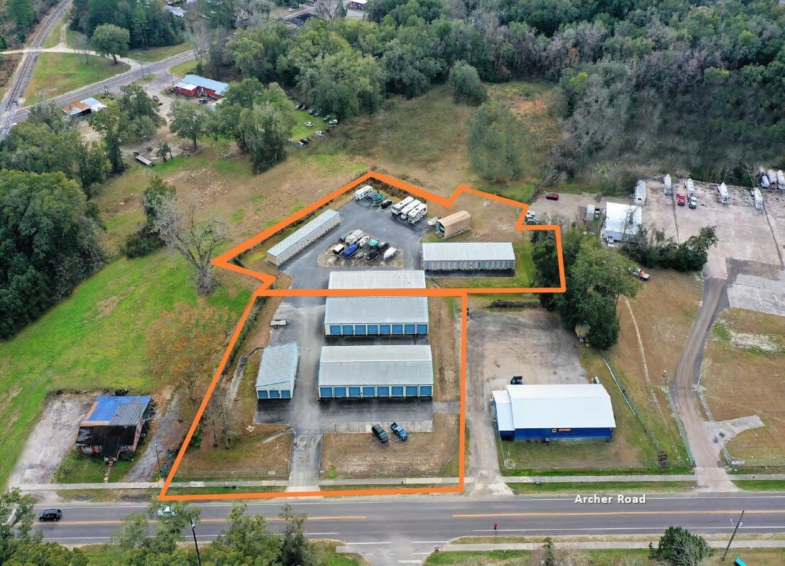 16881 Archer Rd, Archer, FL for Sale