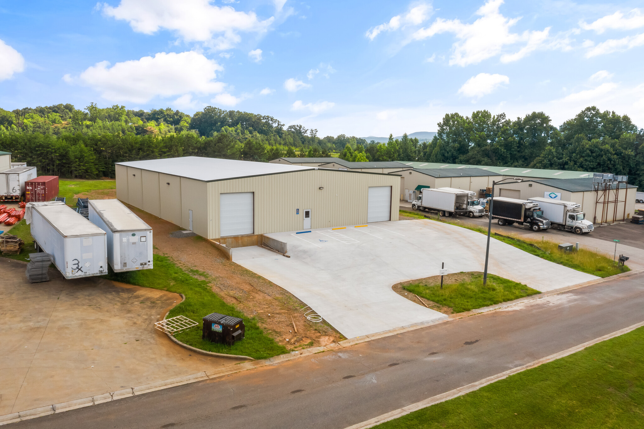 27 Airport Business, Jasper, GA for Rent