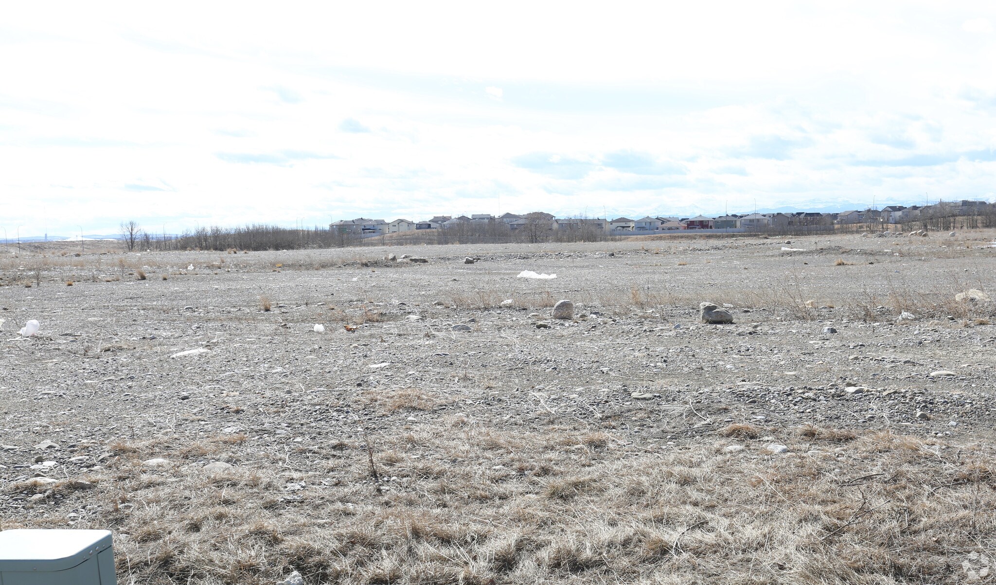 17 Royal Vista Dr NW, Calgary, AB for Sale