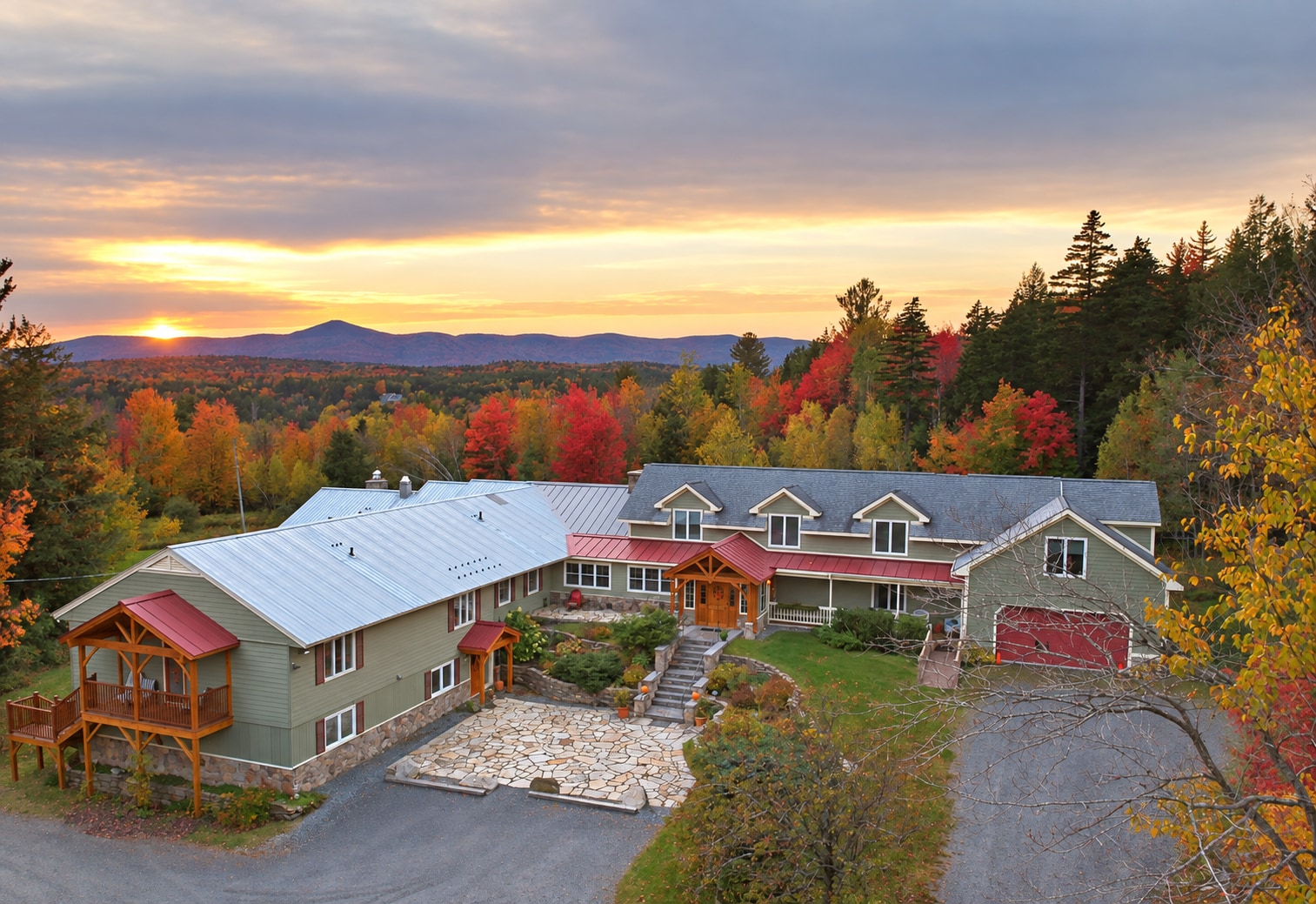 106 Smith Rd, Wilmington, VT for Sale