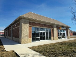 Columbus, OH Storefront Retail/Office - 5588-5590 N Hamilton Rd