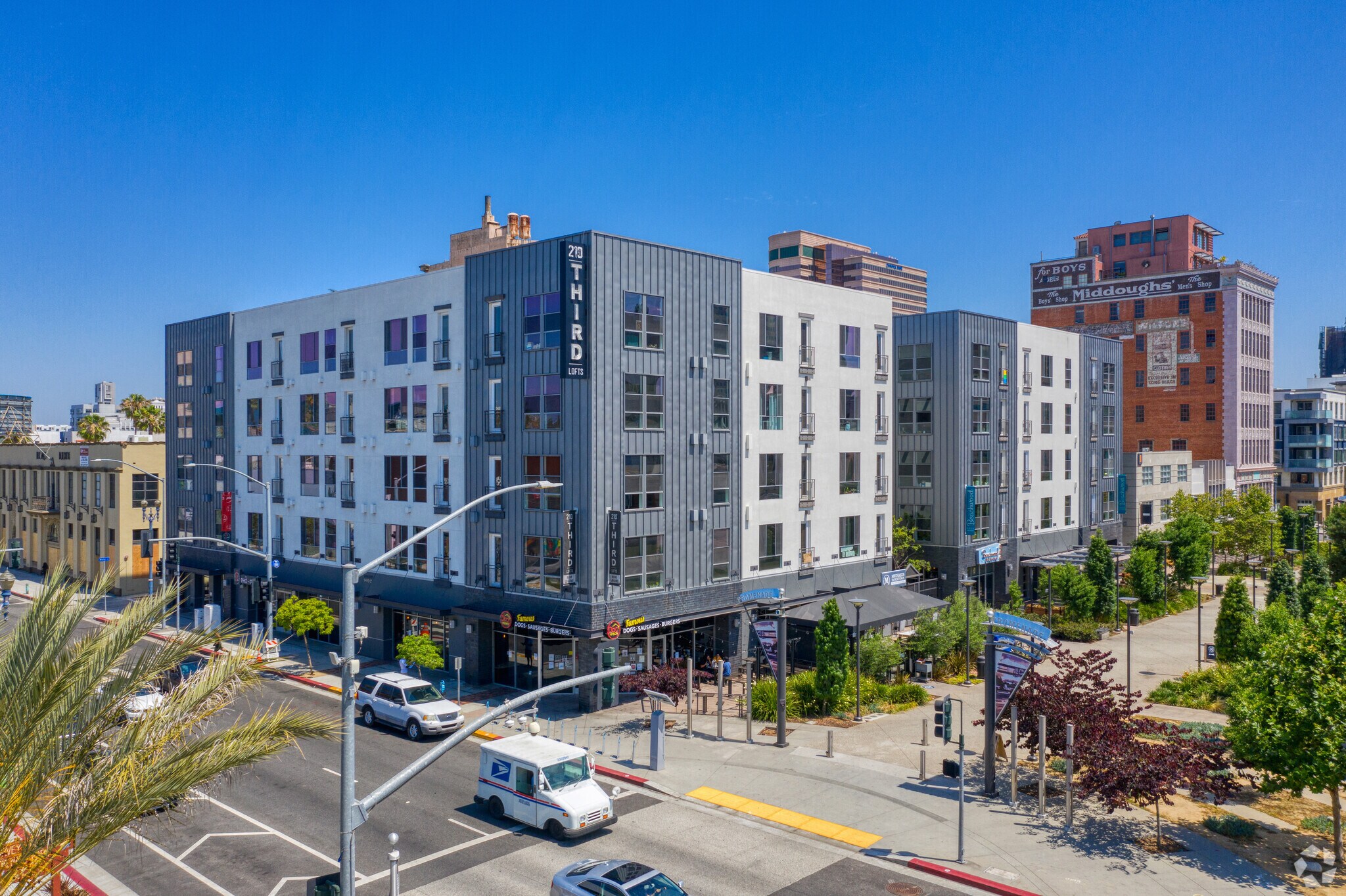 210 E 3rd St, Long Beach, CA for Rent