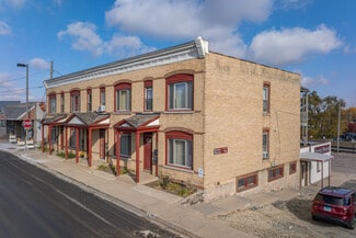 Woodstock, IL Apartments - 130 Washington St