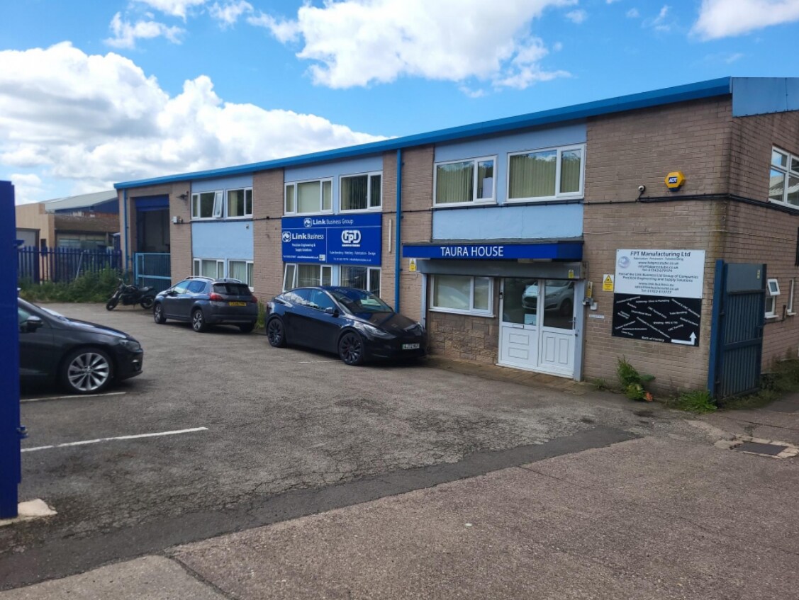 9 Coppice Side, Brownhills, WMD for Sale