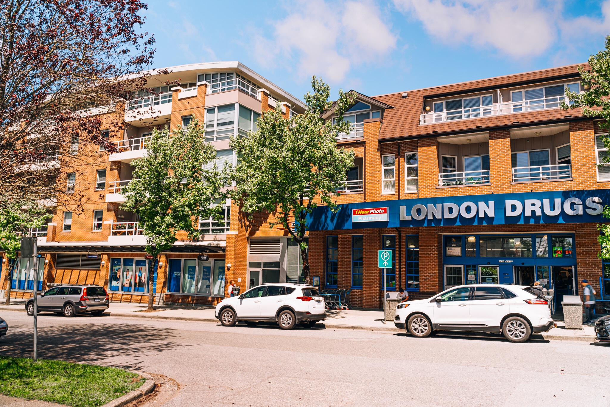 2061-2073 W 42nd Ave, Vancouver, BC for Rent