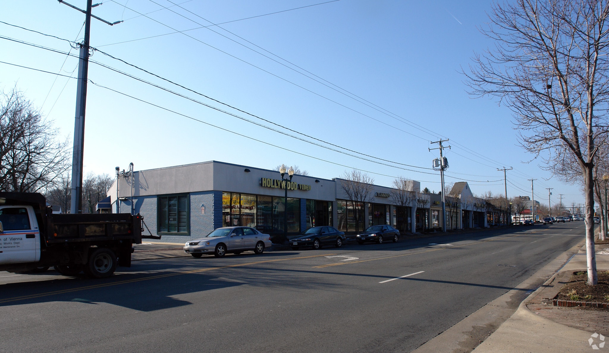 116-138 Maple Ave W, Vienna, VA for Rent