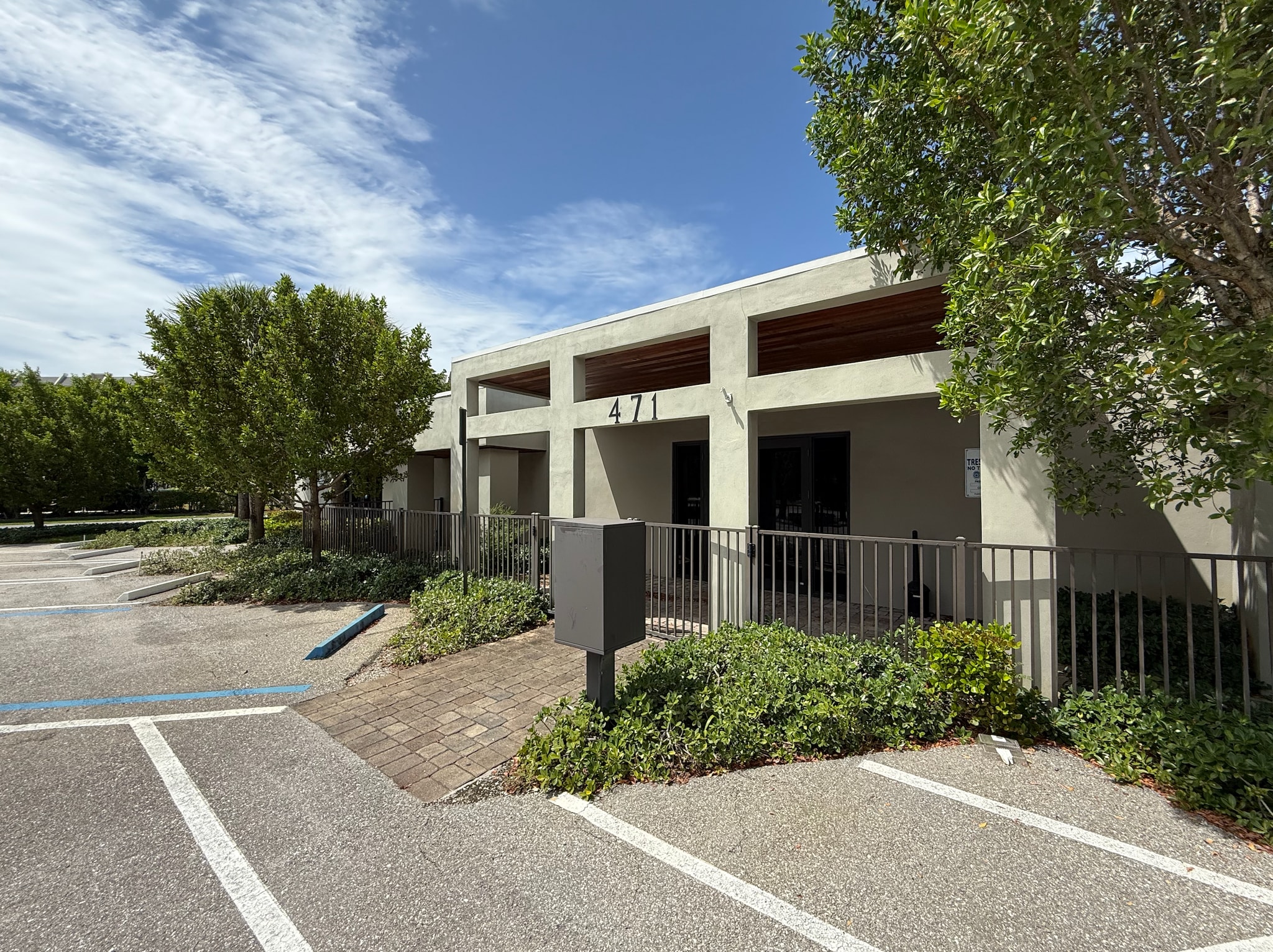 469 Spencer Dr, West Palm Beach, FL for Rent
