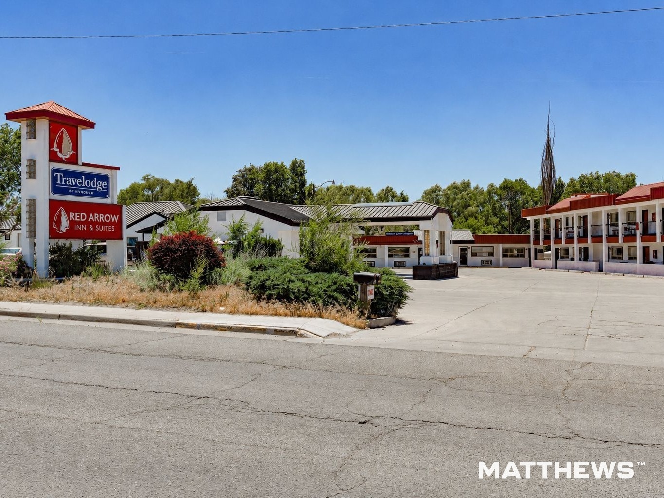 1702 E Main St, Montrose, CO for Sale