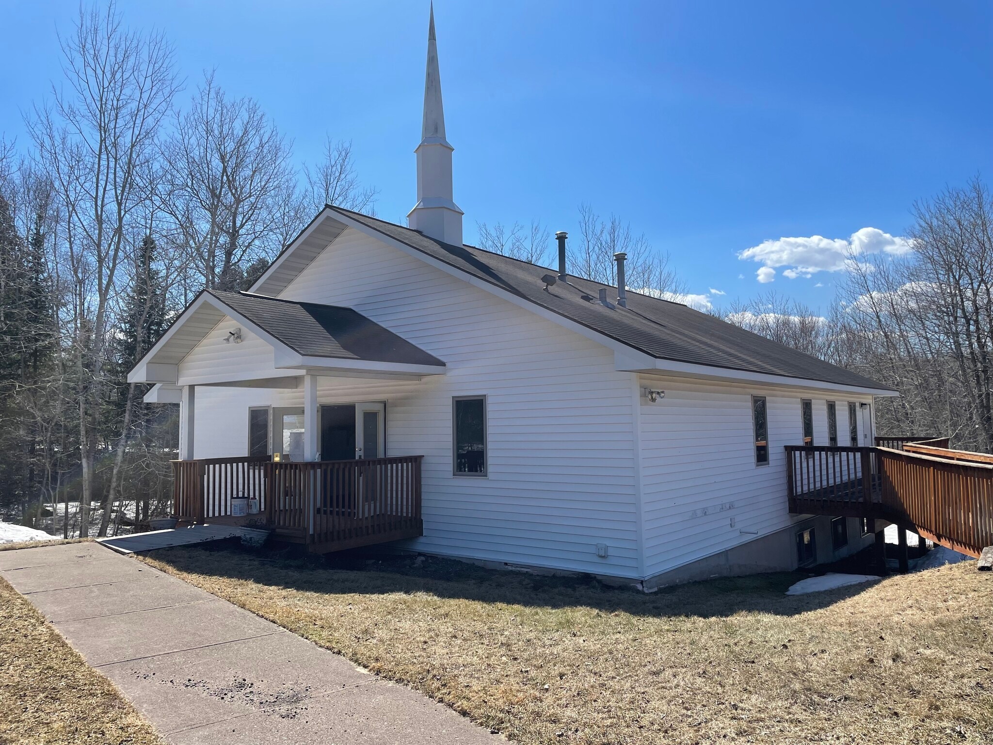 2015 Rice Lake Rd, Duluth, MN for Rent