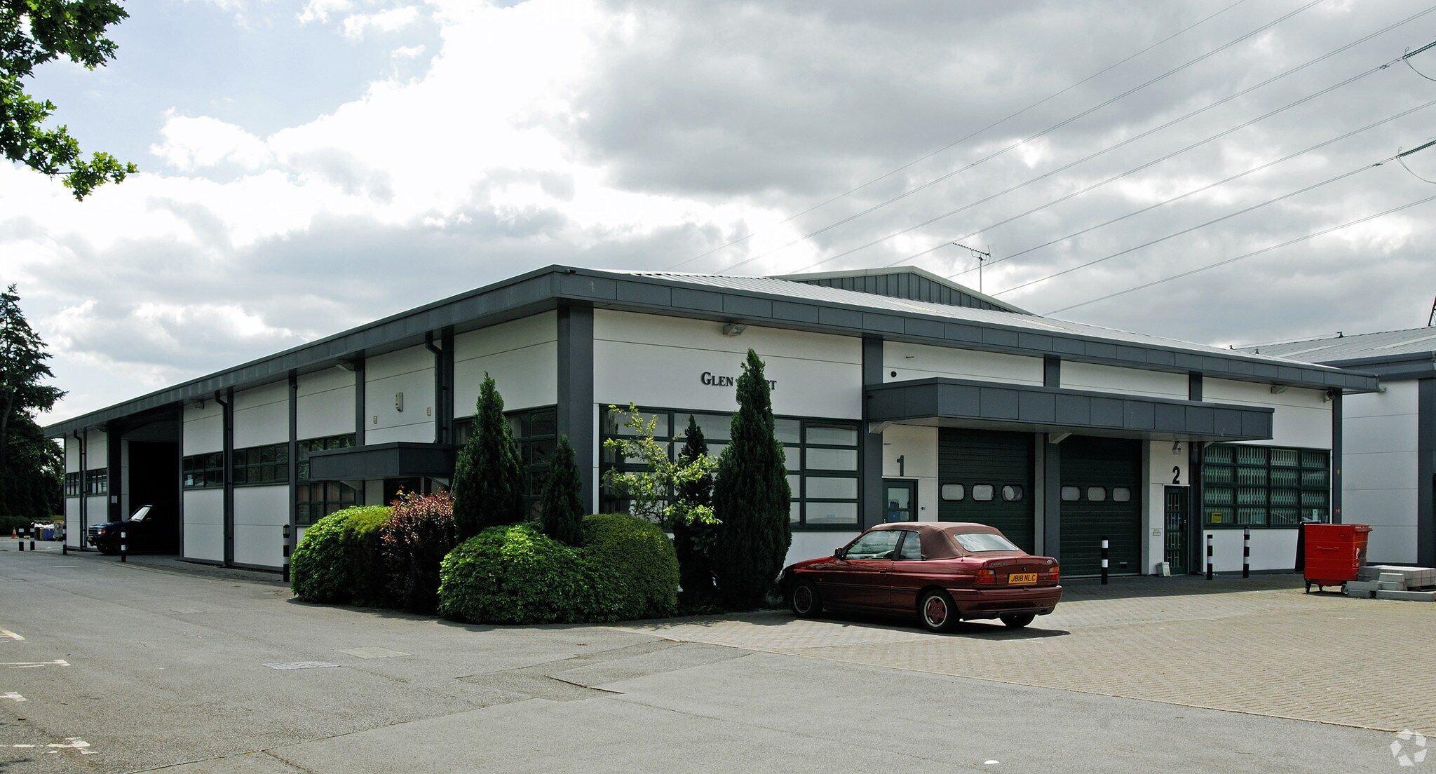 Canada Rd, Byfleet, SRY for Rent