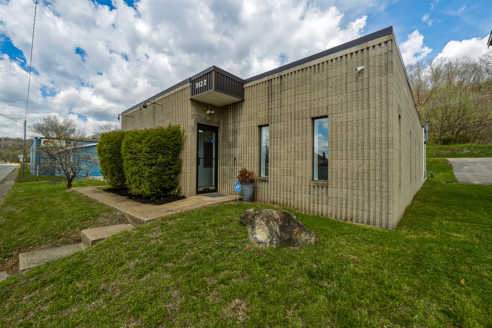 3122 7th Ave, Charleston, WV for Rent