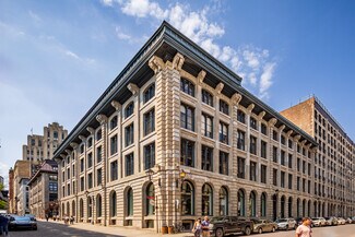 Montréal, QC Office - 85 Rue Saint-Paul W