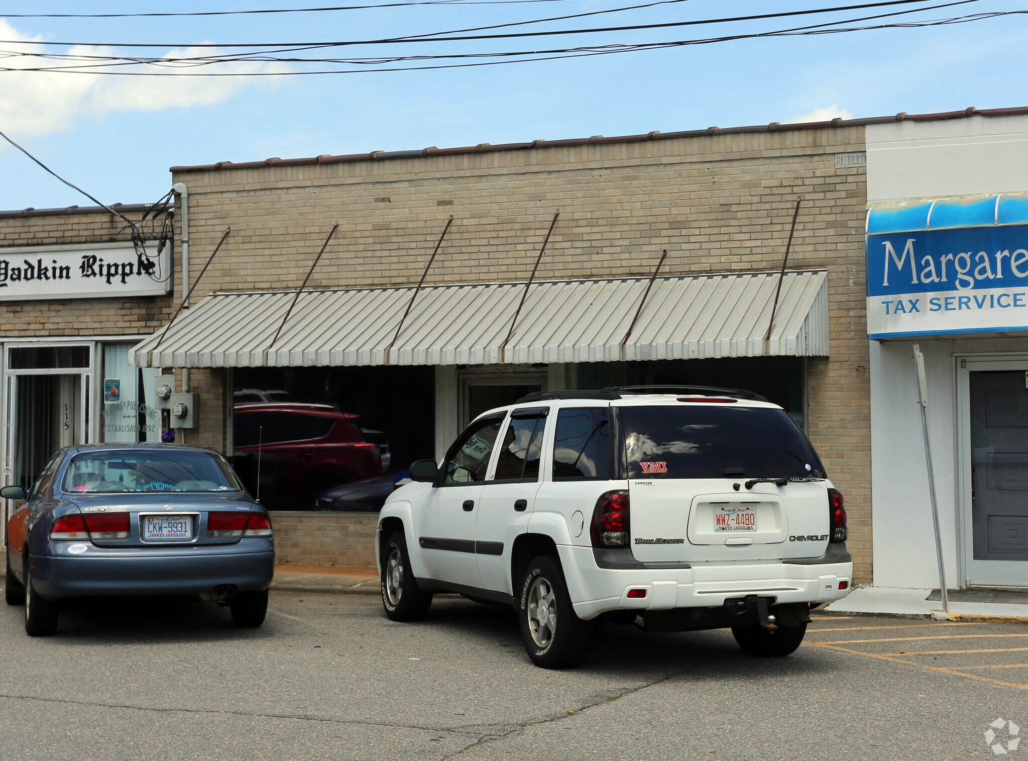 115-117 Jackson St, Yadkinville, NC for Rent