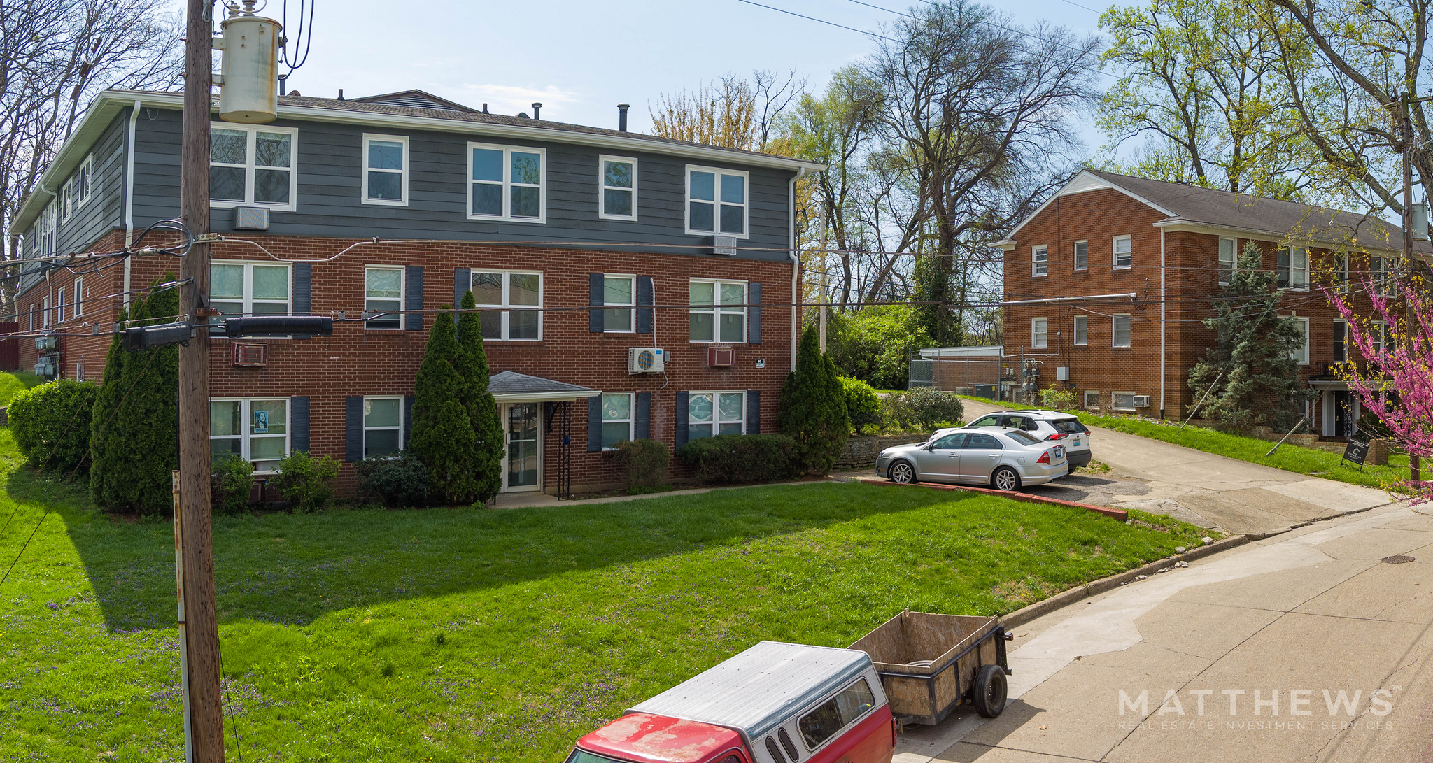 404 Lindsay Ct, Louisville, KY for Sale