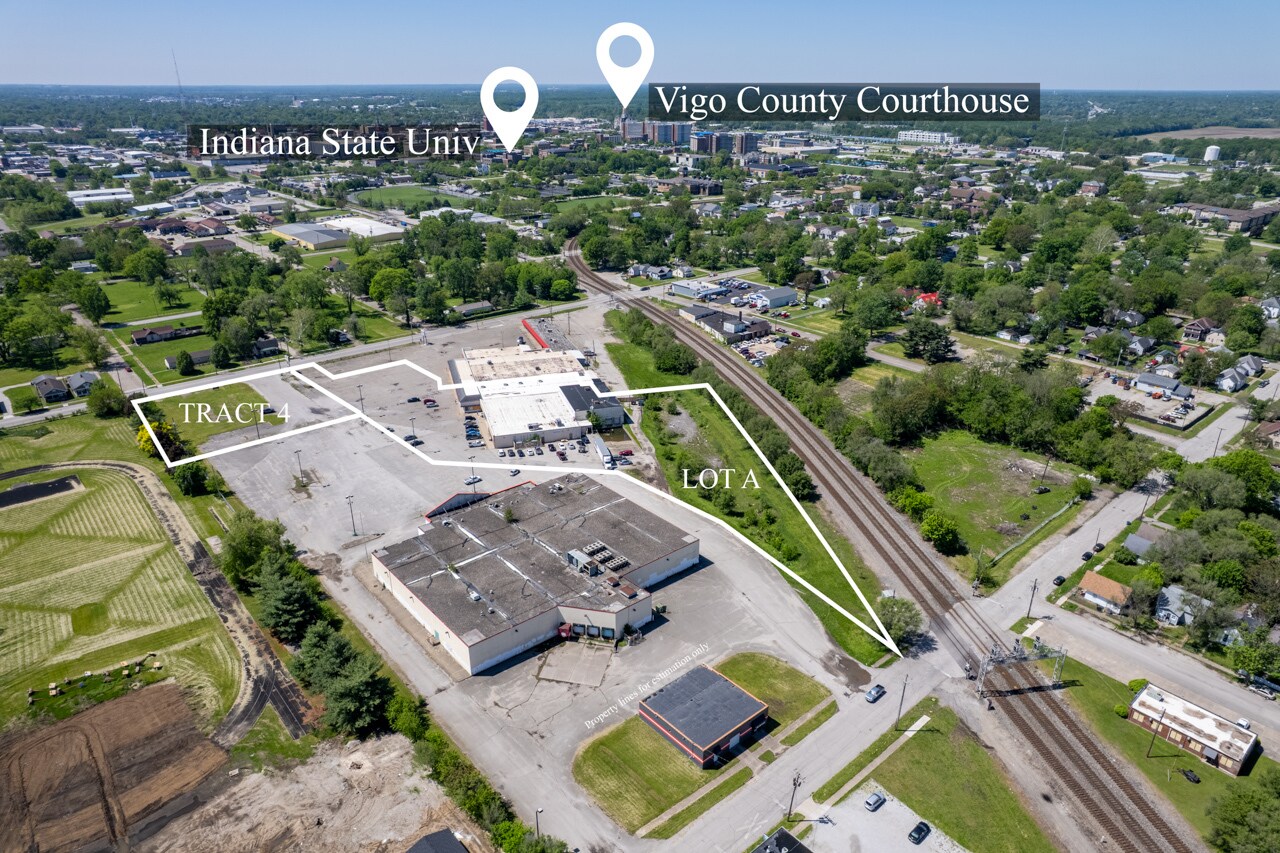 1128 Locust St, Terre Haute, IN for Sale