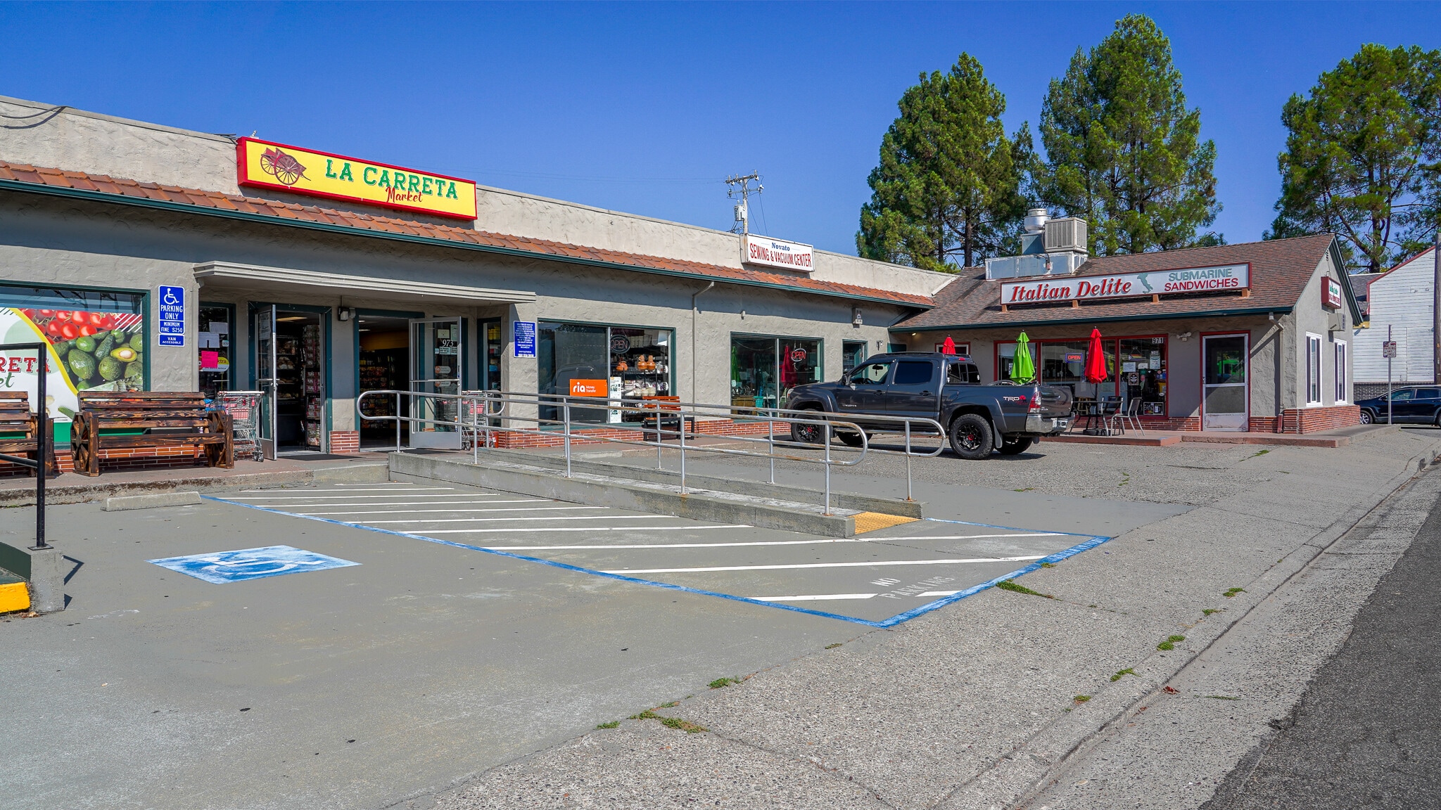 961-971 Front St, Novato, CA for Sale