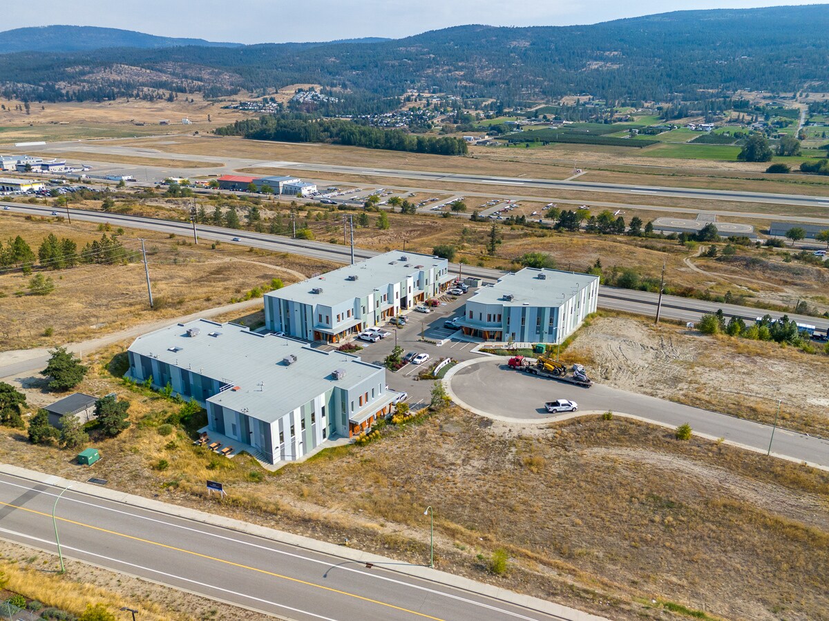 2175 Optic Crt, Kelowna, BC for Rent