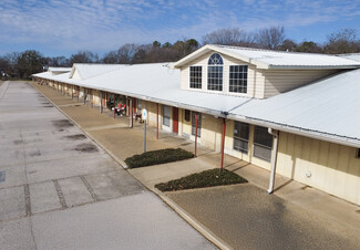 Athens, TX Apartments - 201 Flat Creek Rd