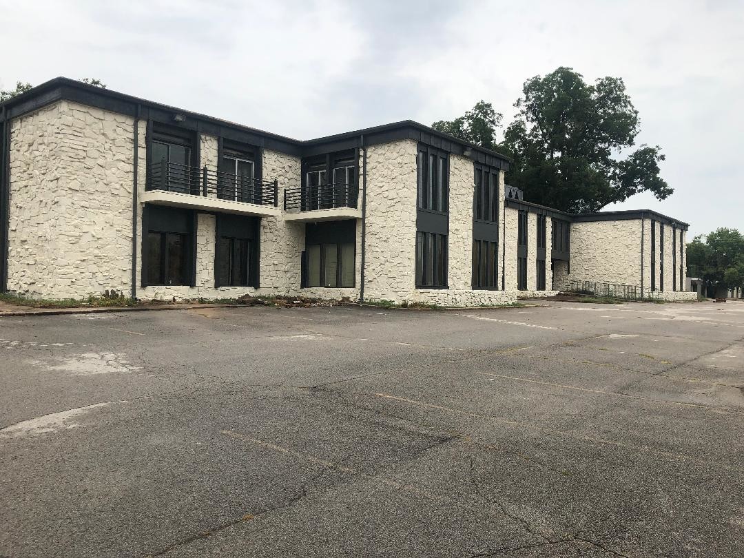 5513-5539 S Lewis Ave, Tulsa, OK for Rent