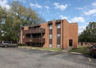 Lawrence, KS Apartments - 1733 W 24th St