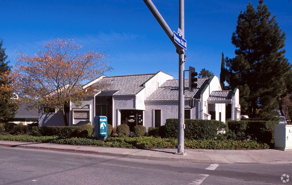 10012 N Foothill Blvd, Cupertino, CA for Sale