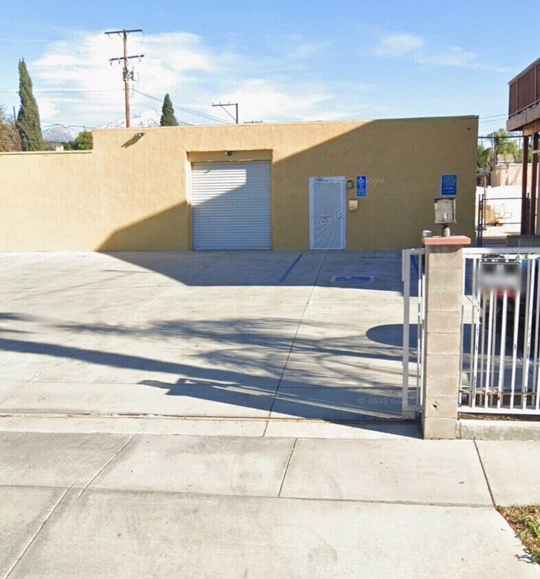 620 W Colton Ave, Redlands, CA for Rent