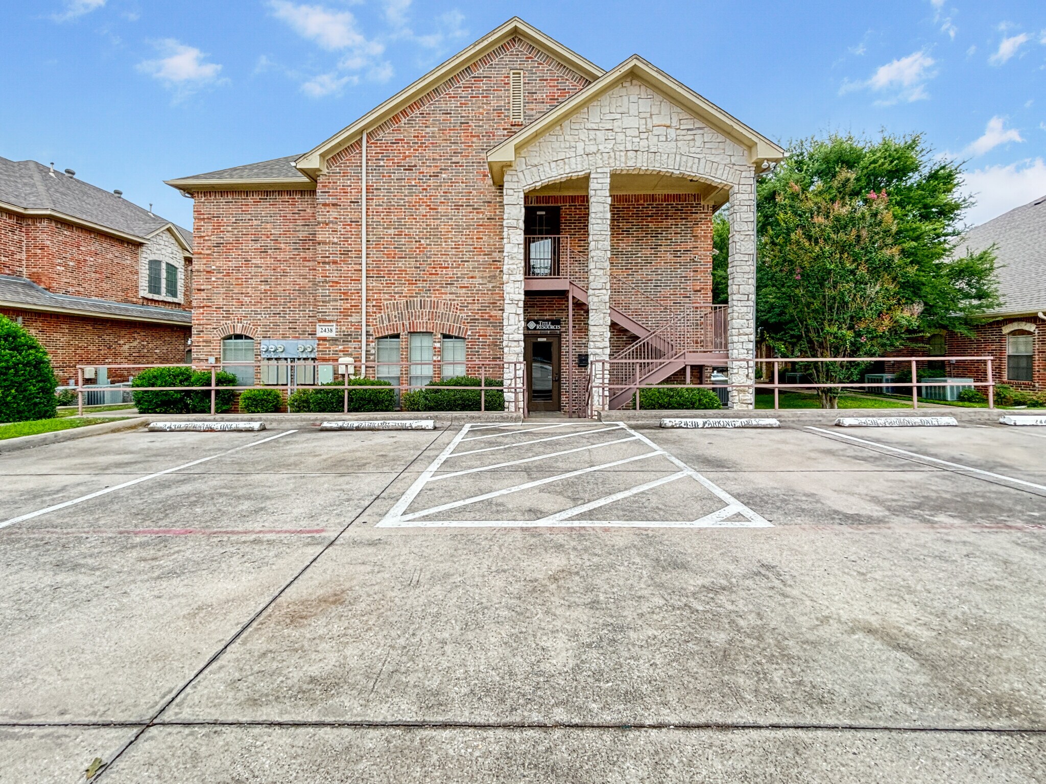 2438 Lillian Miller Pky, Denton, TX for Sale