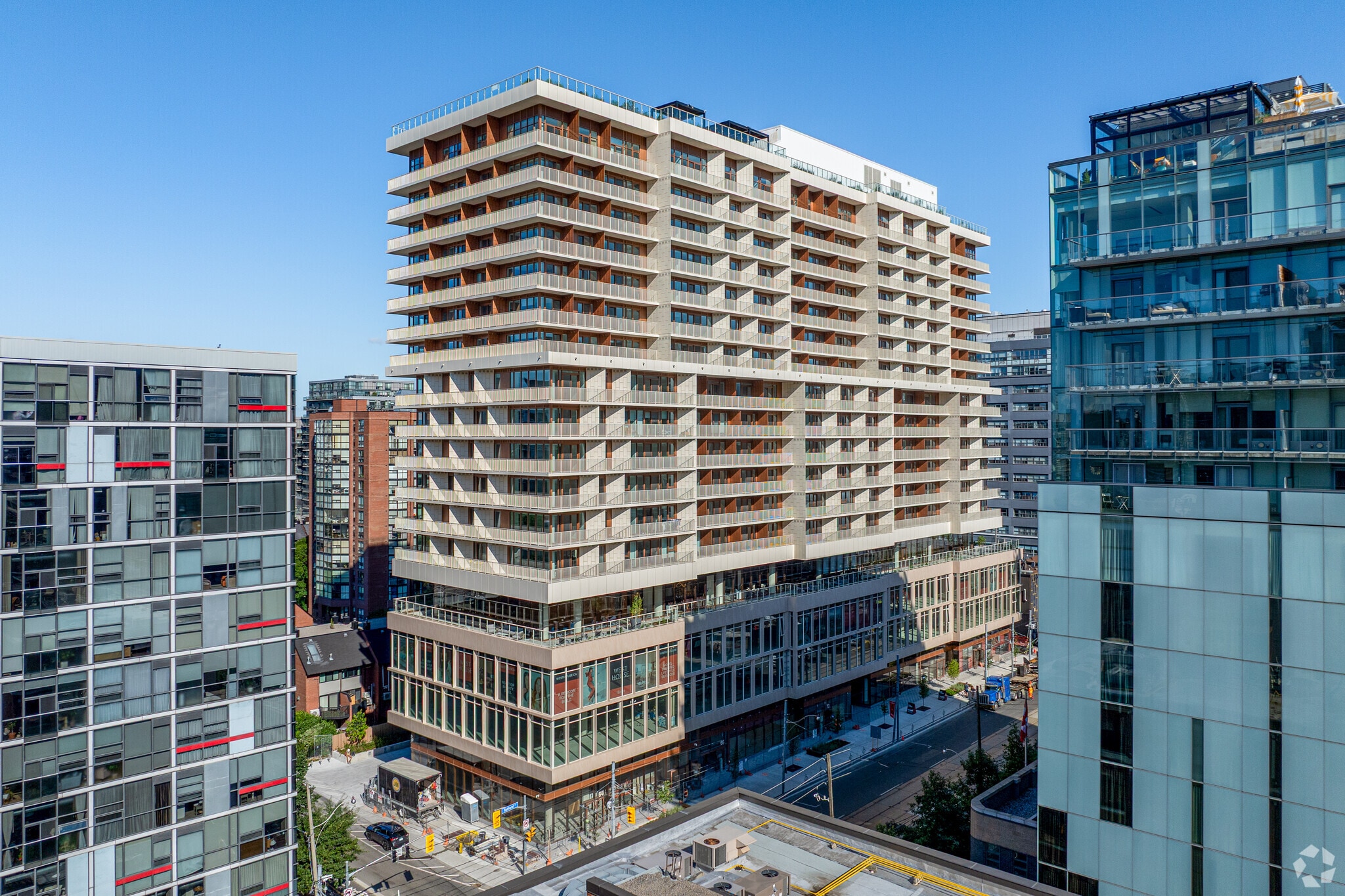 88 Bathurst St, Toronto, ON for Rent