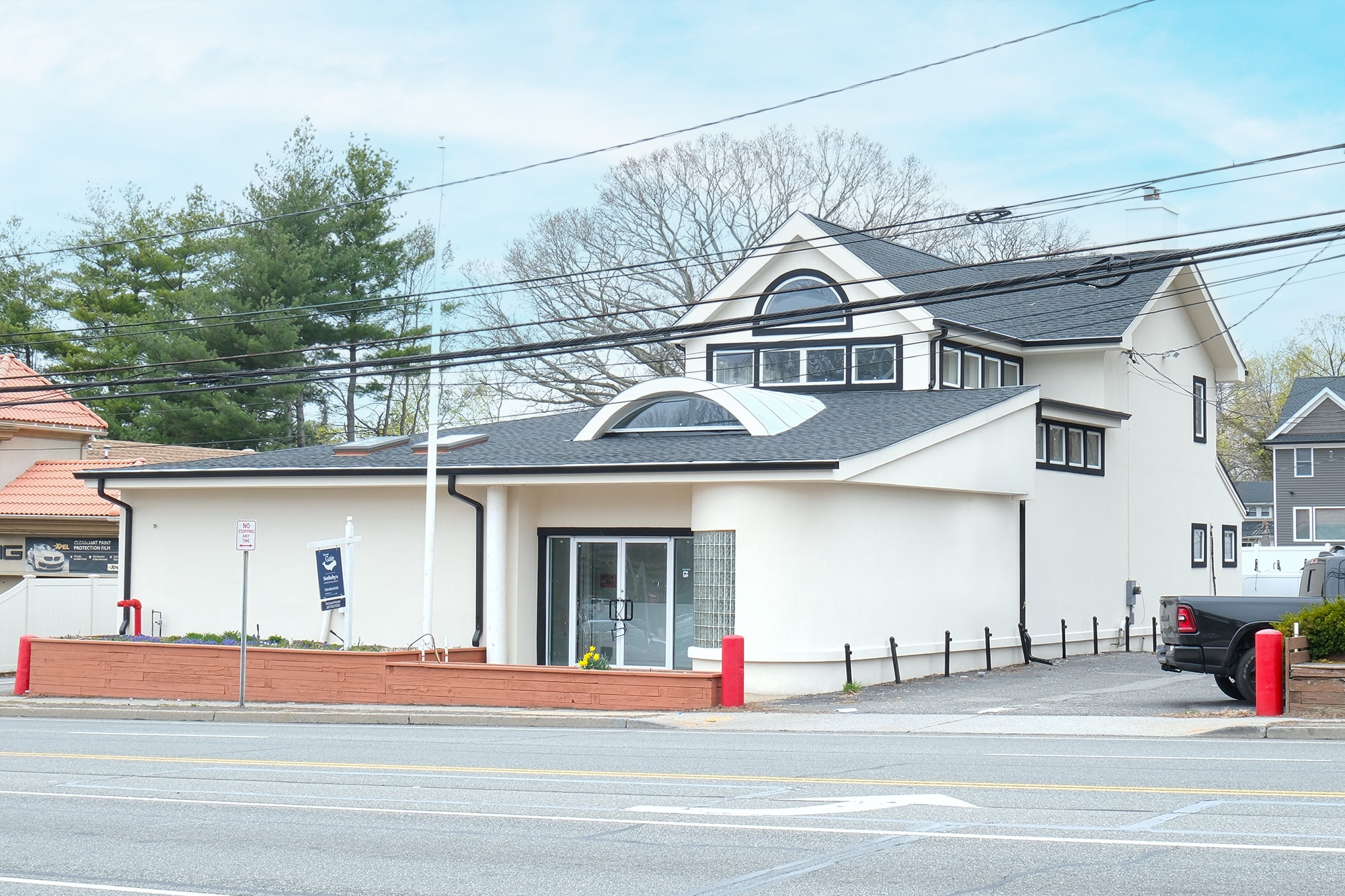 125 E Jericho Tpke, Huntington Station, NY for Rent