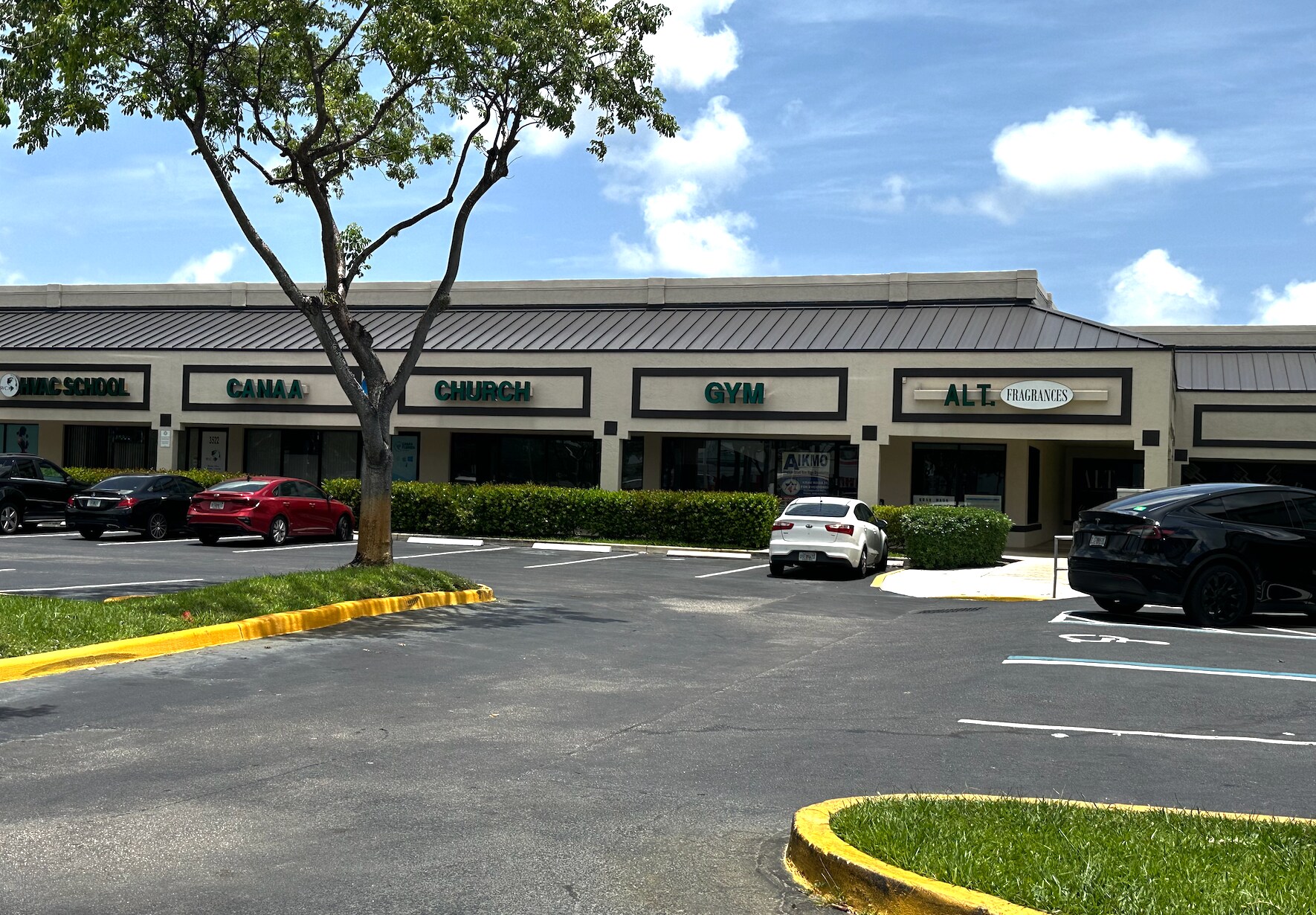 3500 N Powerline Rd, Pompano Beach, FL for Rent