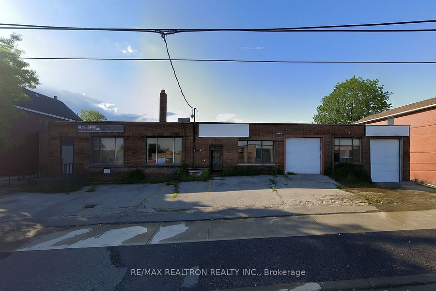 124 Portland St, Toronto, ON for Sale