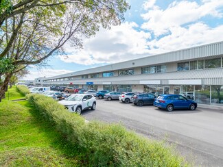 Québec, QC Office, Industrial - 925 Av Newton