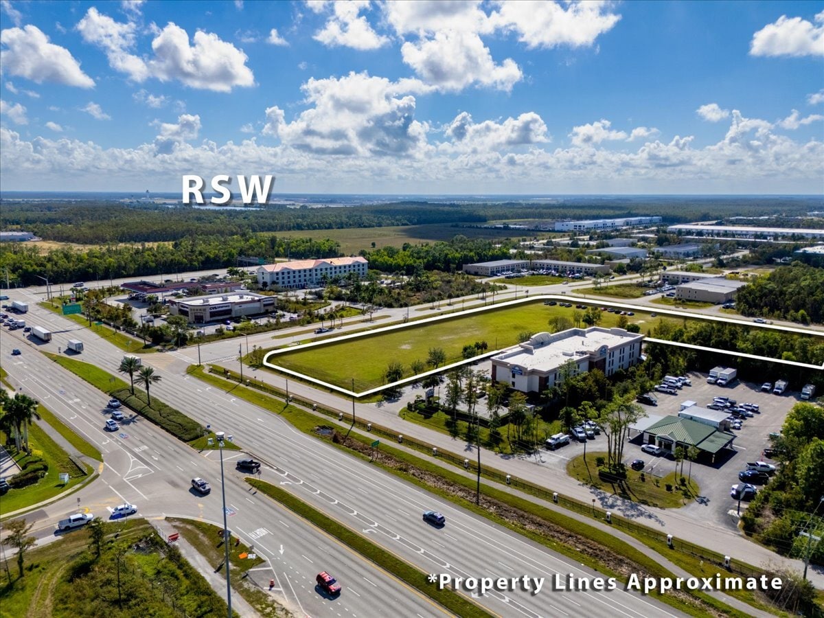 13590 Jetport Commerce Pky, Fort Myers, FL for Sale