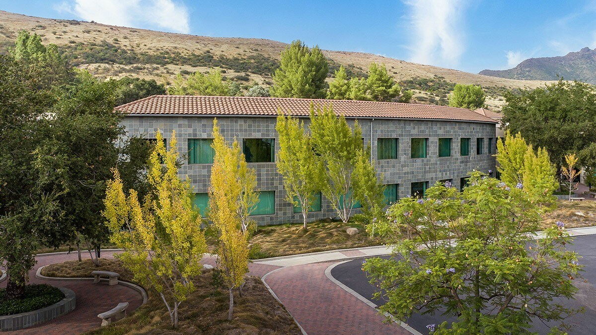 28632 Roadside Dr, Agoura Hills, CA for Rent