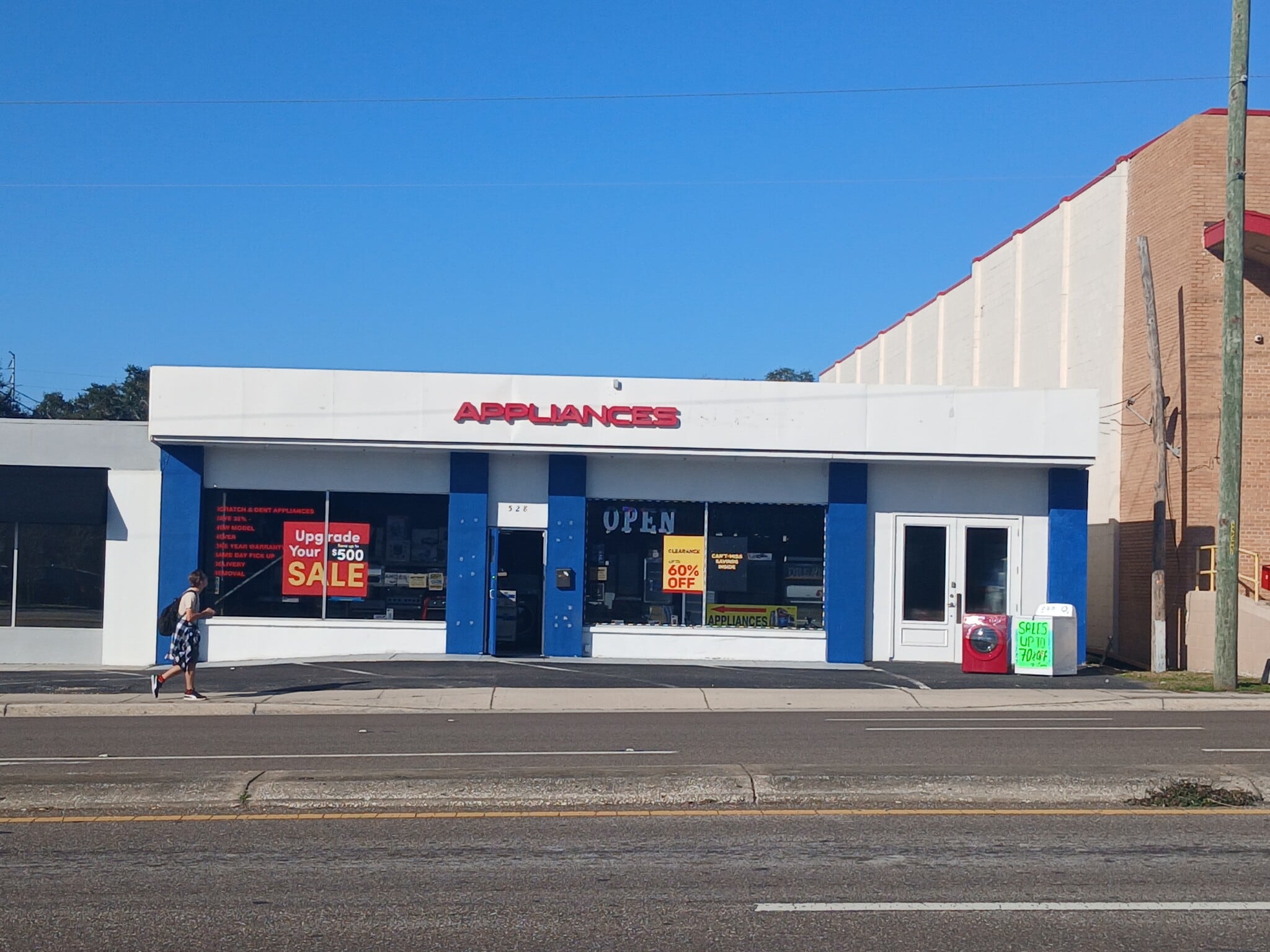 528 S Missouri Ave, Clearwater, FL for Rent