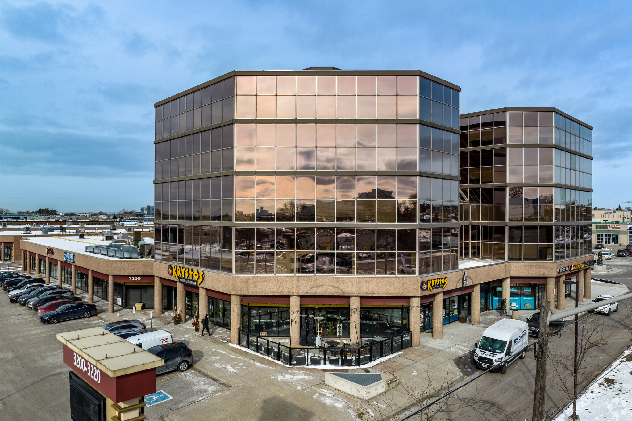 3200 Dufferin St, Toronto, ON for Rent