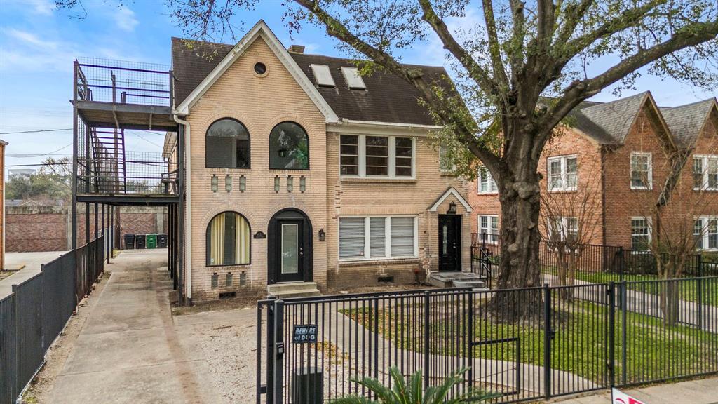 , Houston, TX for Sale