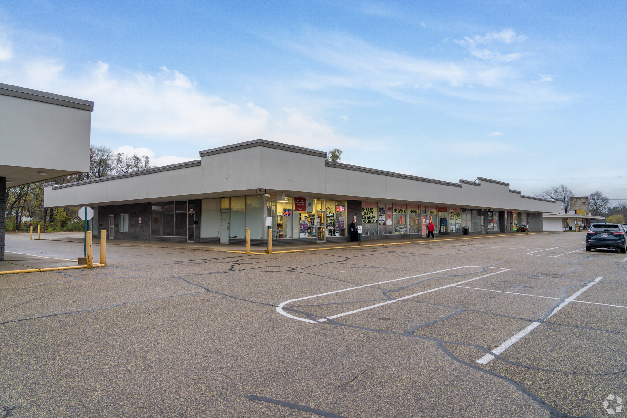 1130-1220 W Bristol St, Elkhart, IN for Sale