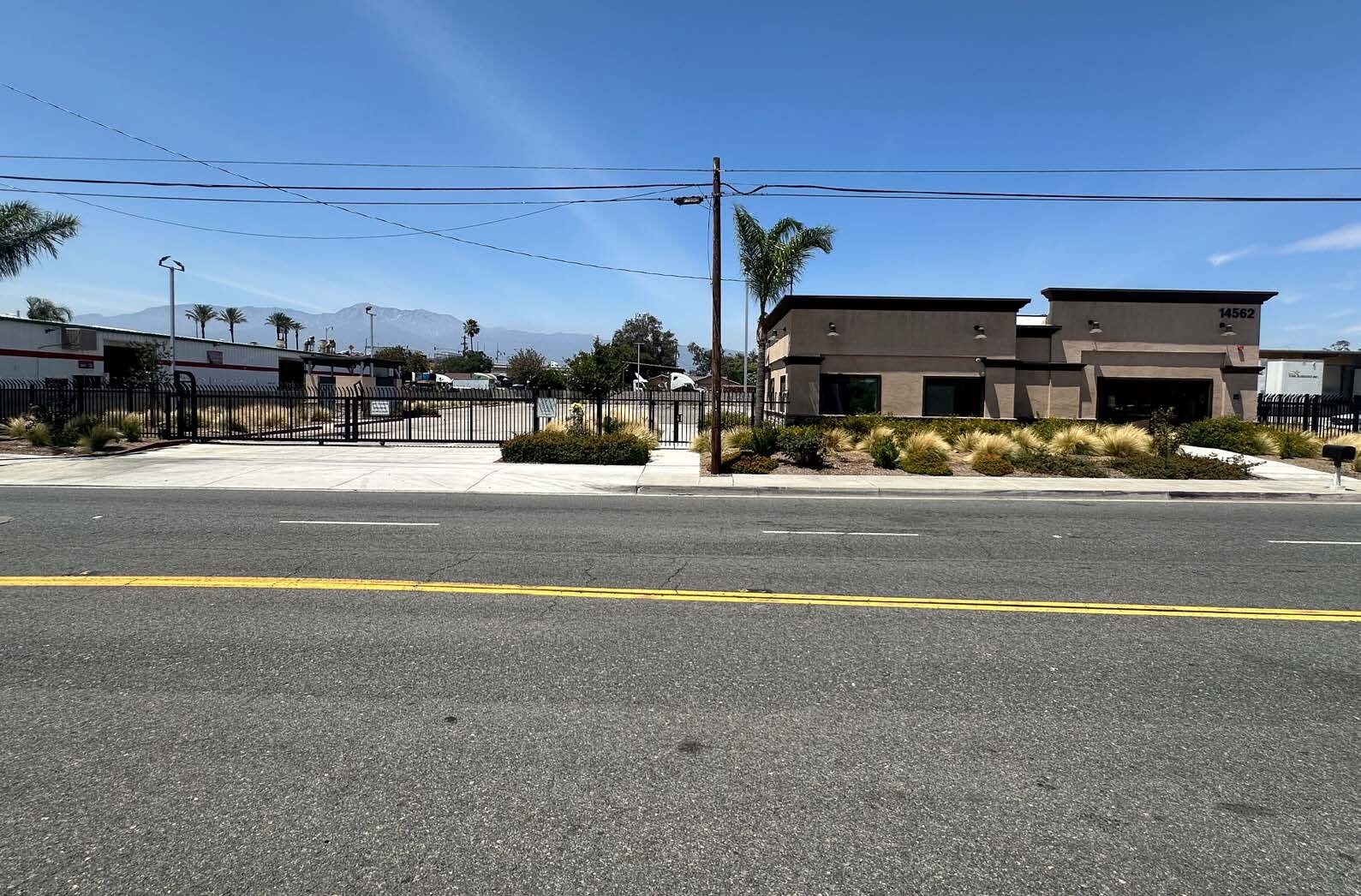 14562 Slover Ave, Fontana, CA for Rent