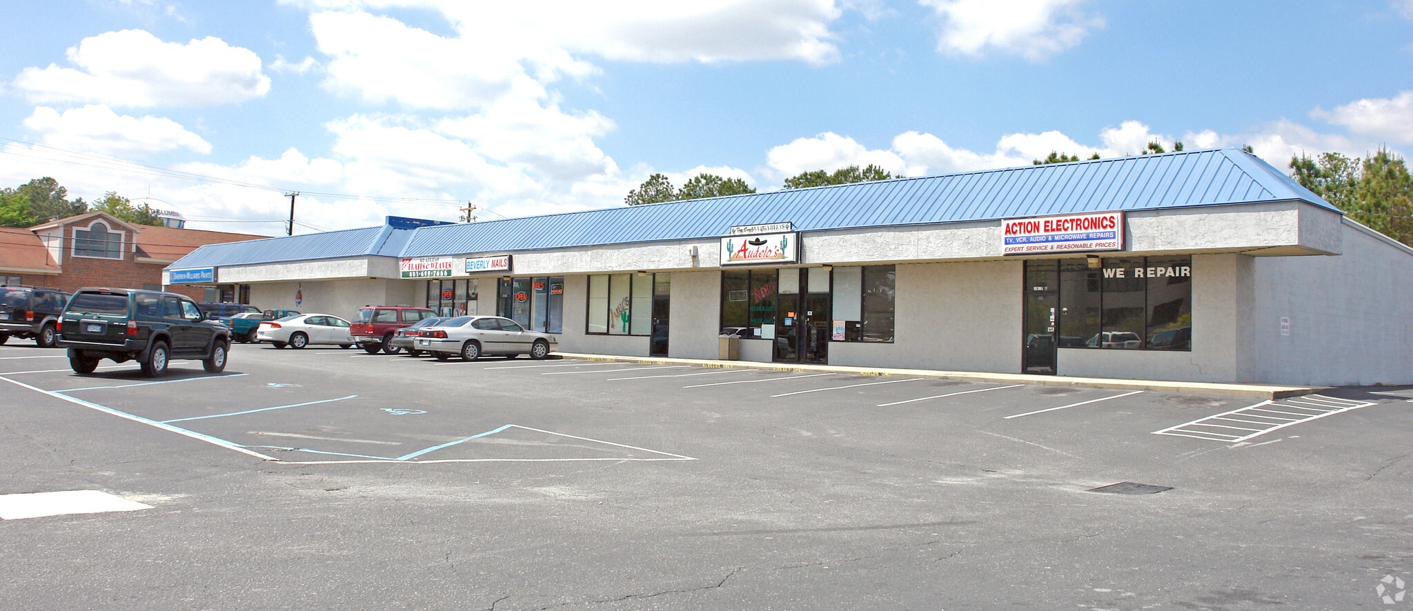 8907 Two Notch Rd, Columbia, SC for Rent