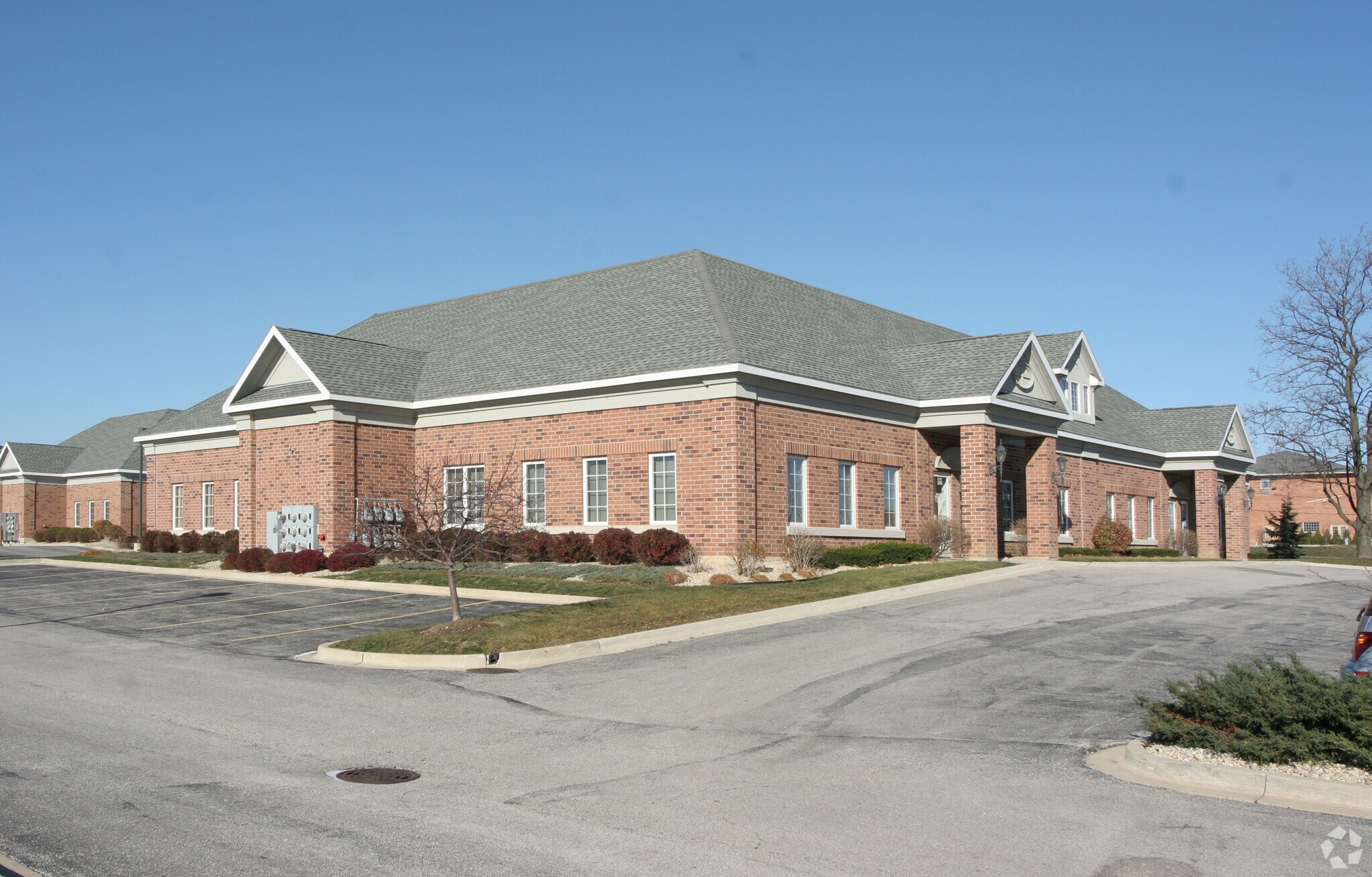 5445 Grand Ave, Gurnee, IL for Sale