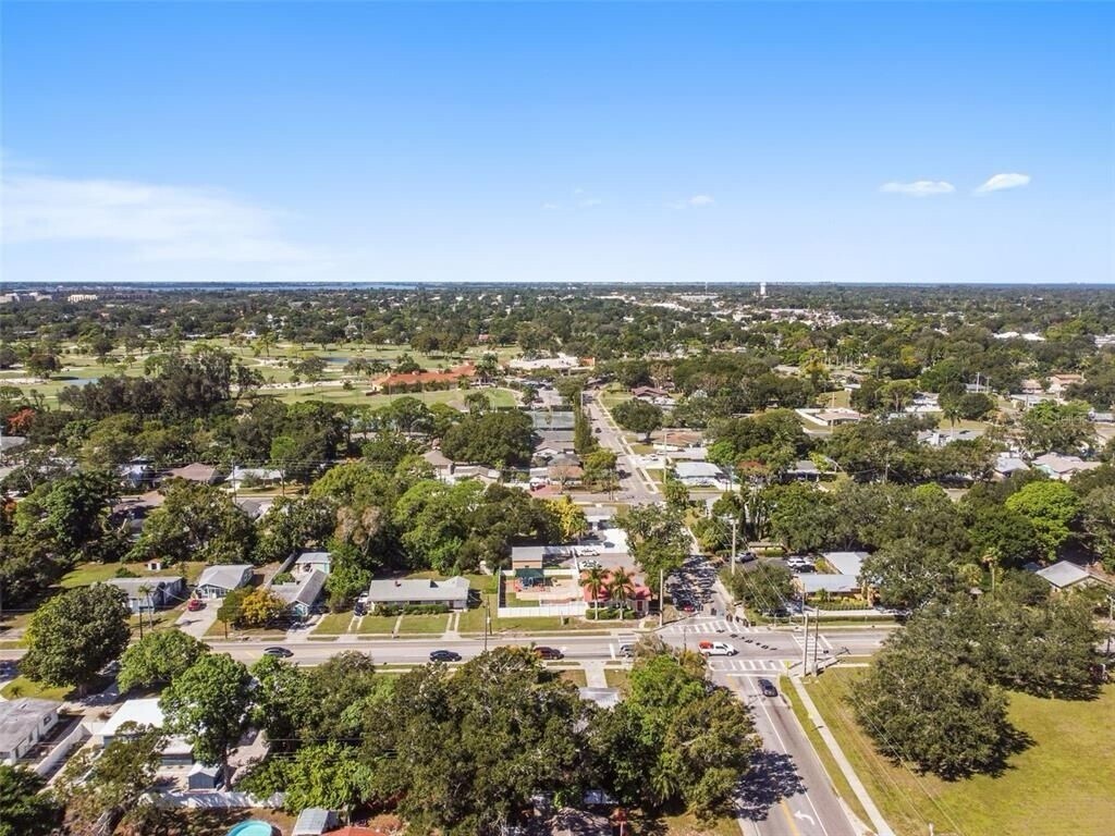 903-907 43rd St W, Bradenton, FL for Sale