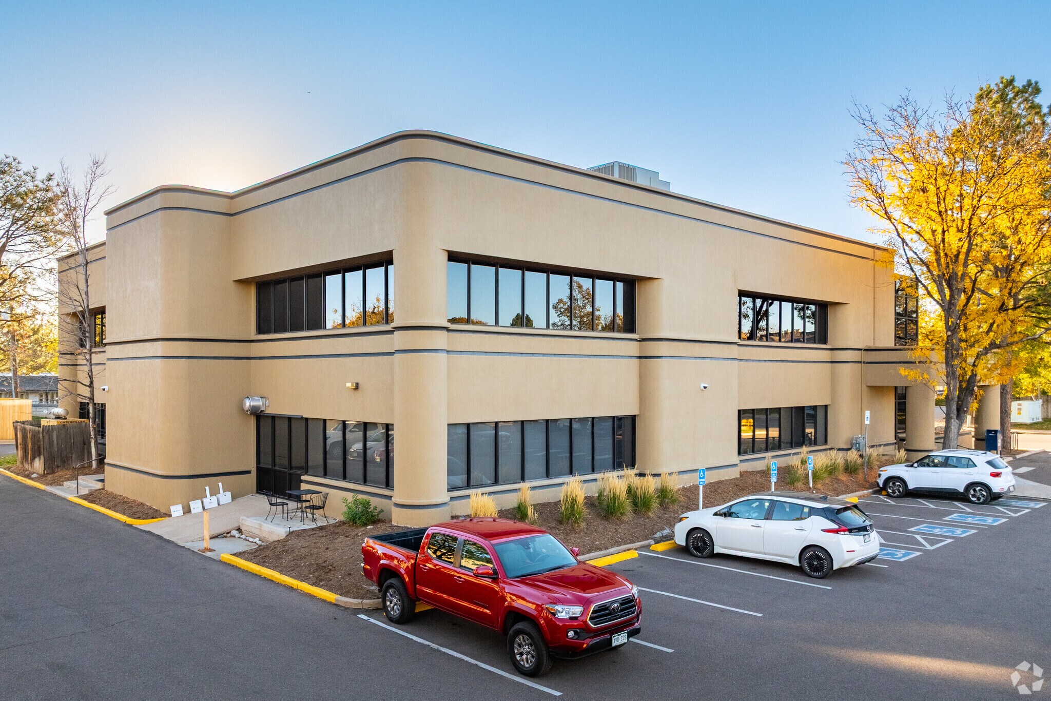 4999 E Kentucky Ave, Denver, CO for Rent