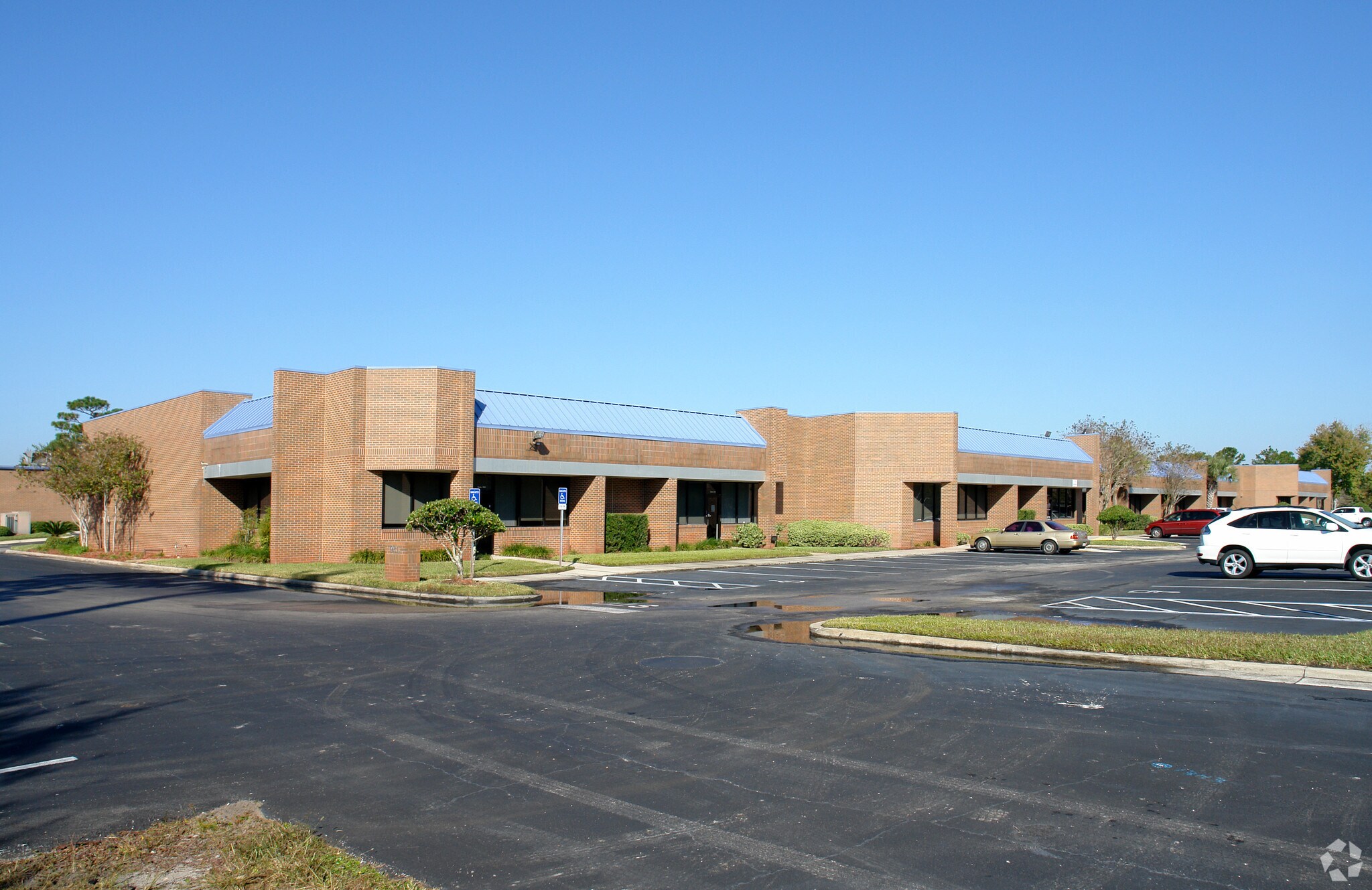 931 S Semoran Blvd, Winter Park, FL for Rent