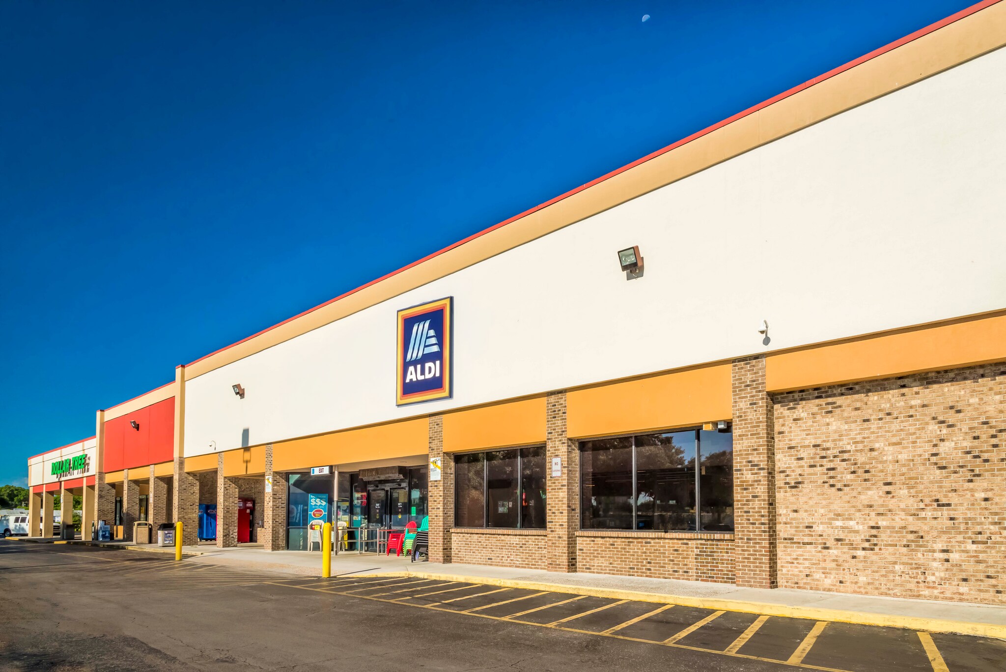 9501-9555 E Fowler Ave, Thonotosassa, FL for Rent