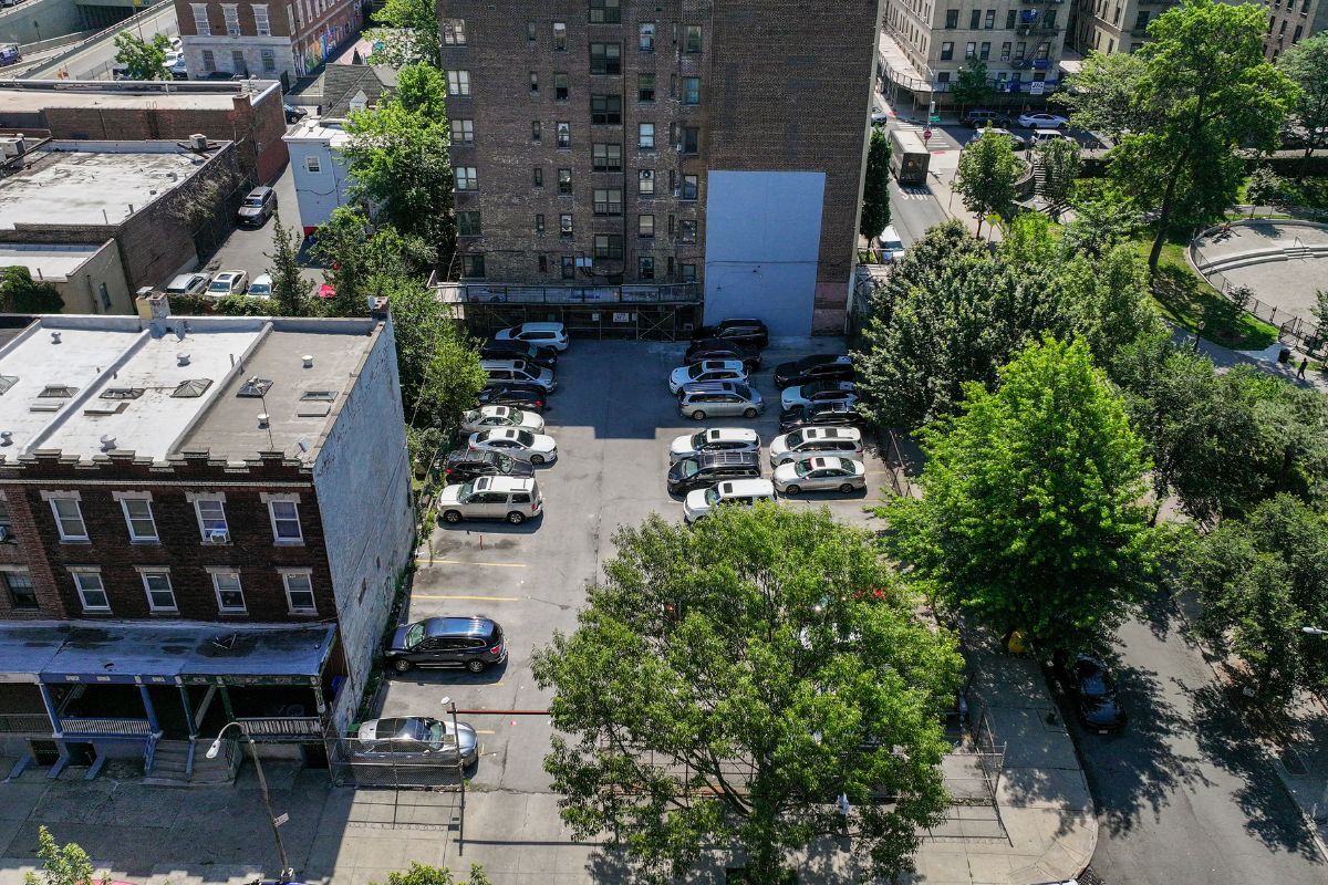 65 E 193rd St, Bronx, NY for Sale