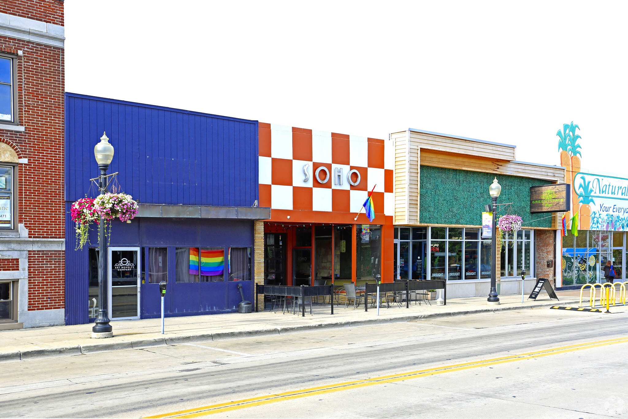 201-215 W 9 Mile Rd, Ferndale, MI for Rent