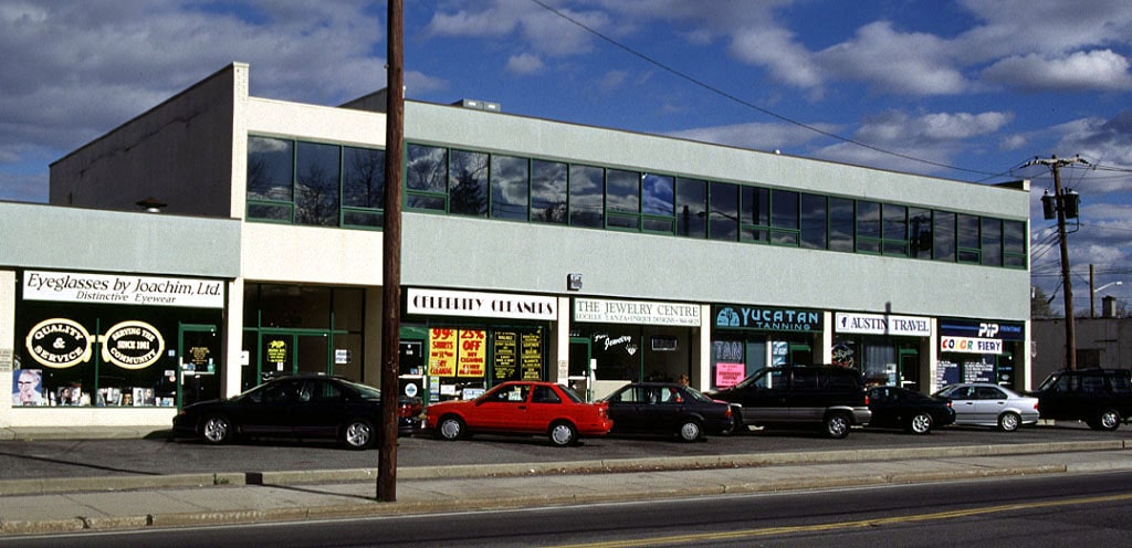 321-343 Jackson Ave, Syosset, NY for Rent