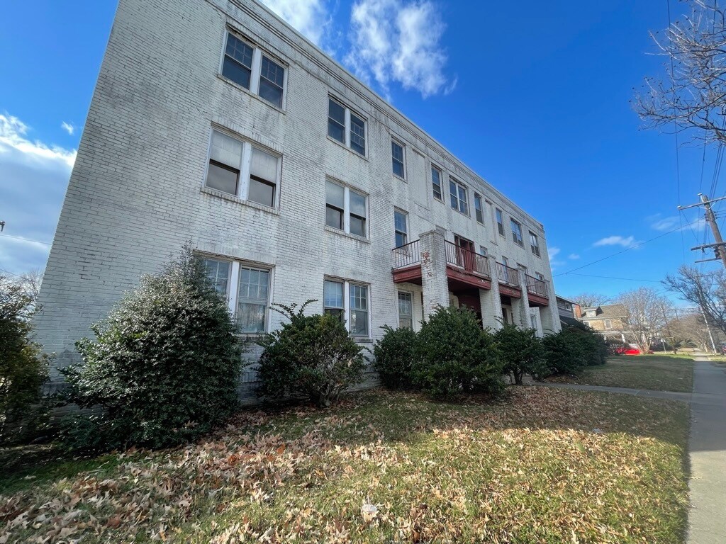 5201 Huntington Ave Newport News, VA 23607 MultiFamily Property for
